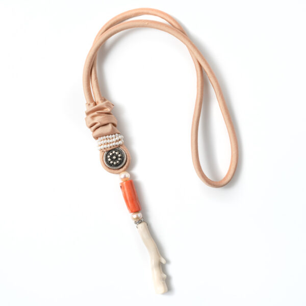 Shantung pendant with coral and pearls