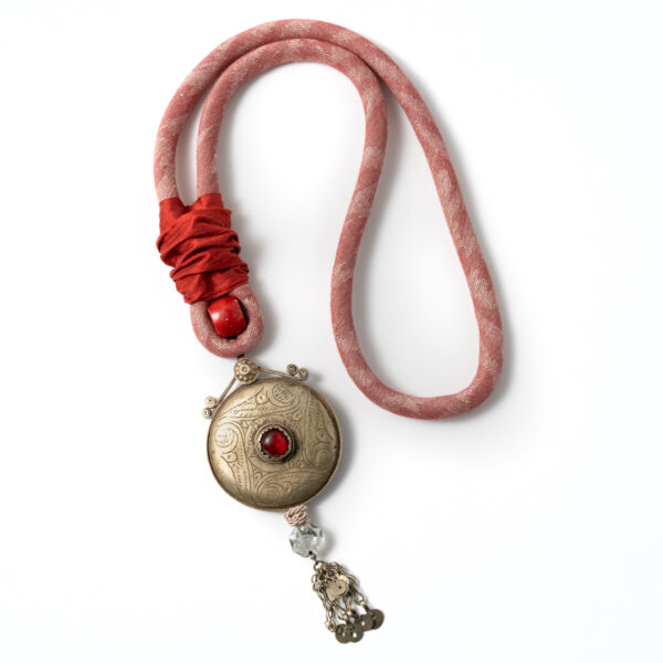 Fabric necklace with MiddleEast medallion