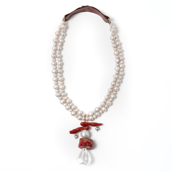 Collana in perle grigie