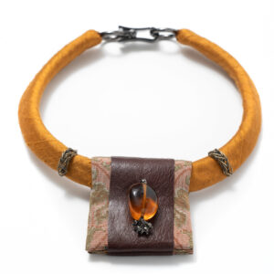 Silk choker