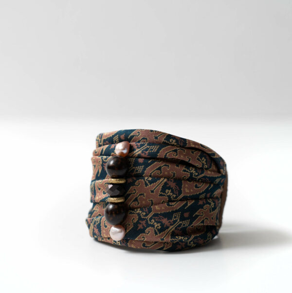 Bracelet with seeds and pearls - Image 3
