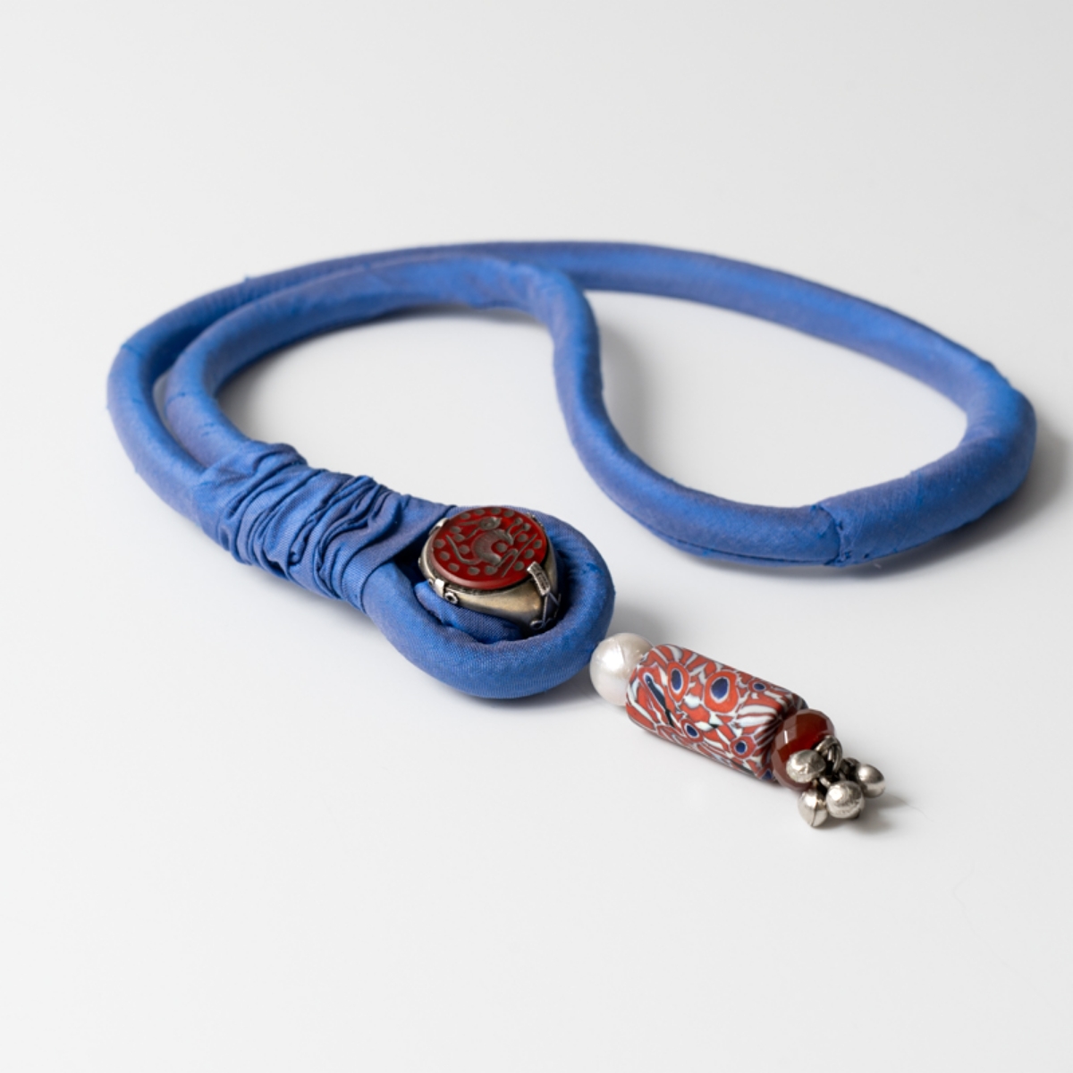 Silk pendant with murrine - Image 2