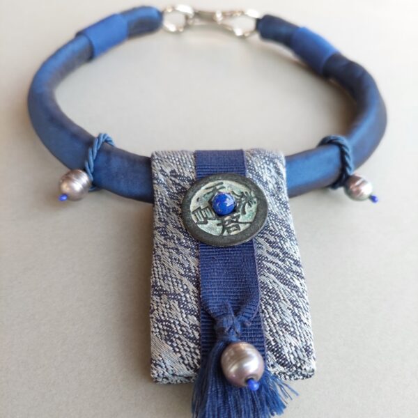 Bespoke order blue taffetà