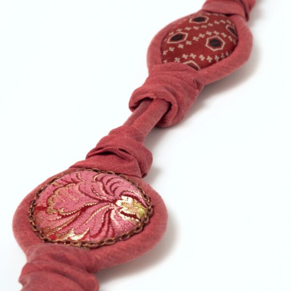 Collana in lino e sete